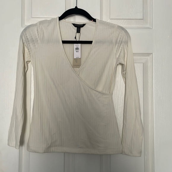 Brand new Banana republic blouse - Picture 1 of 2